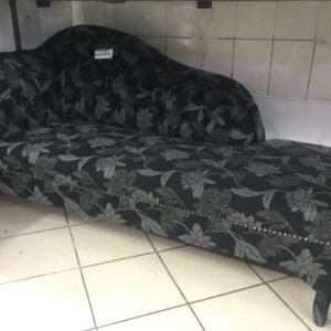 BLK CHAISE COUCH