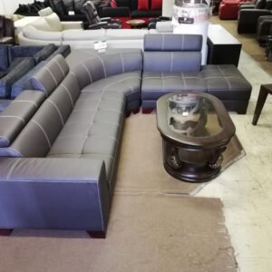 MATRICKS CORNER LOUNGE