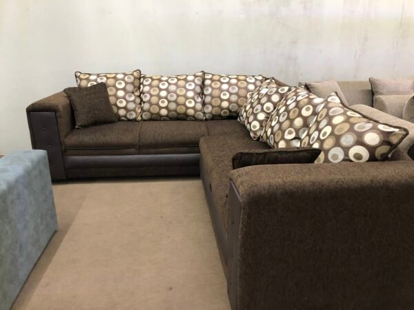 SAHARA CORNER LOUNGE